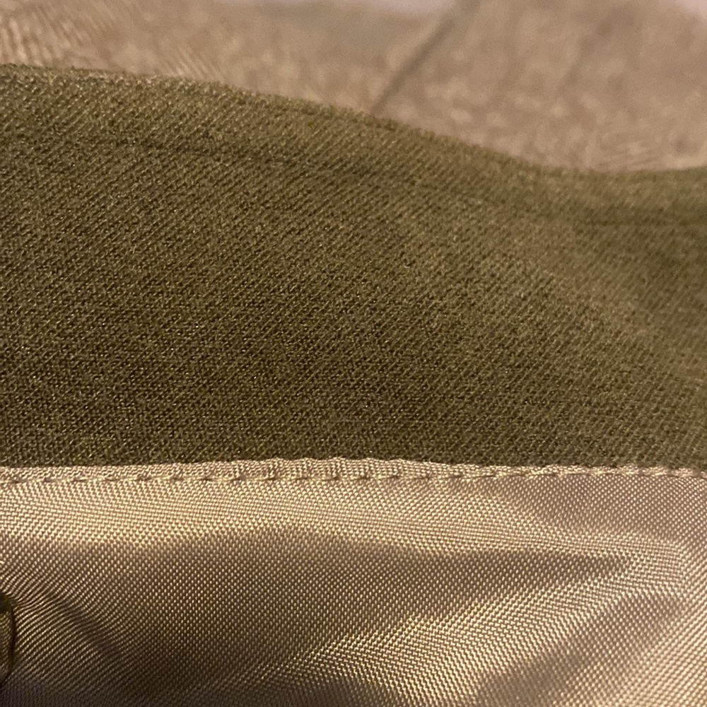 PRE-OWNED WOMEN KORET 2 PIECE GREEN PANTSUIT PANTS & BLAZER - Picture 14 of 16